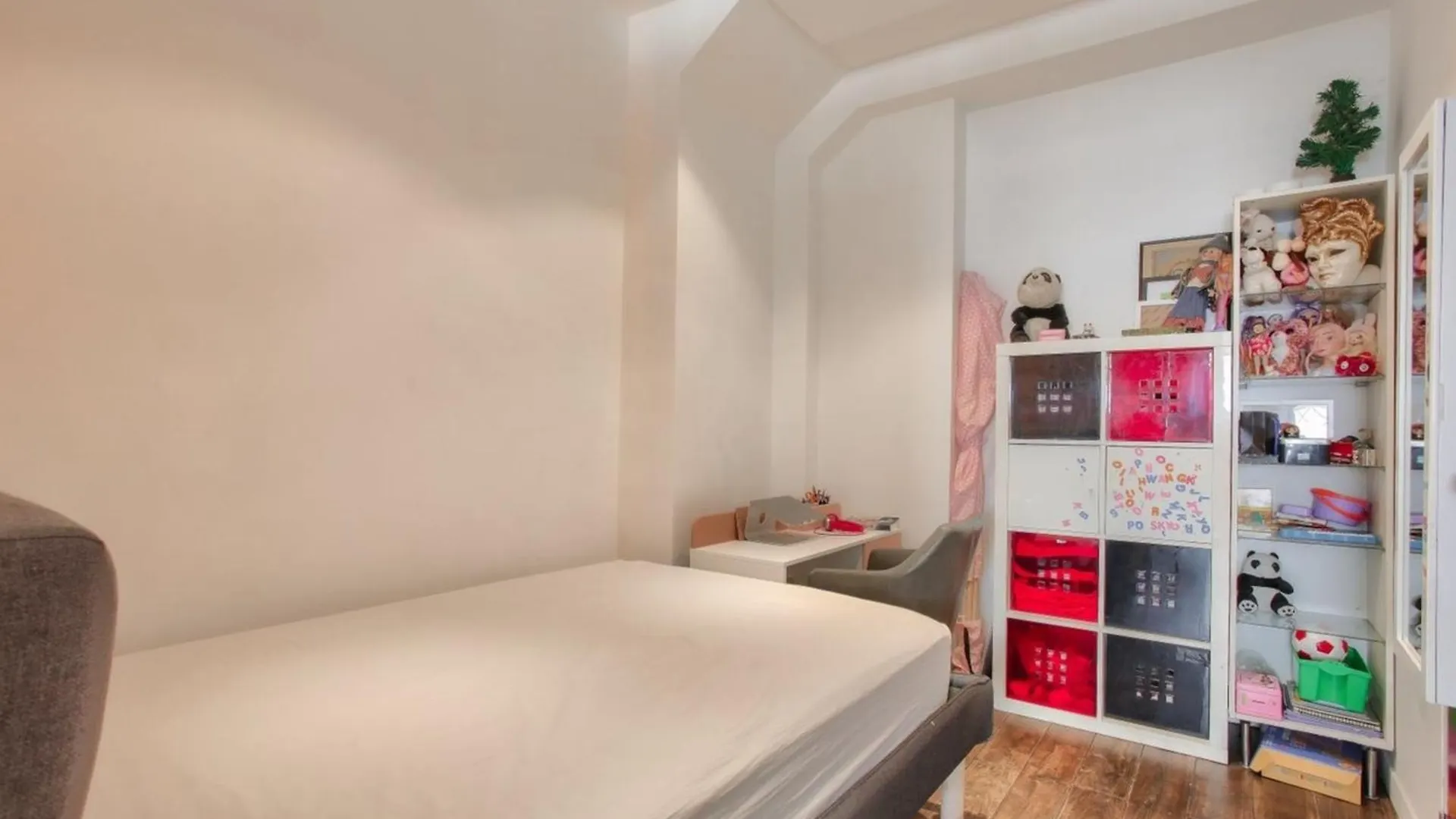 Spacious Apartment Of 100 M In Souplex Paris