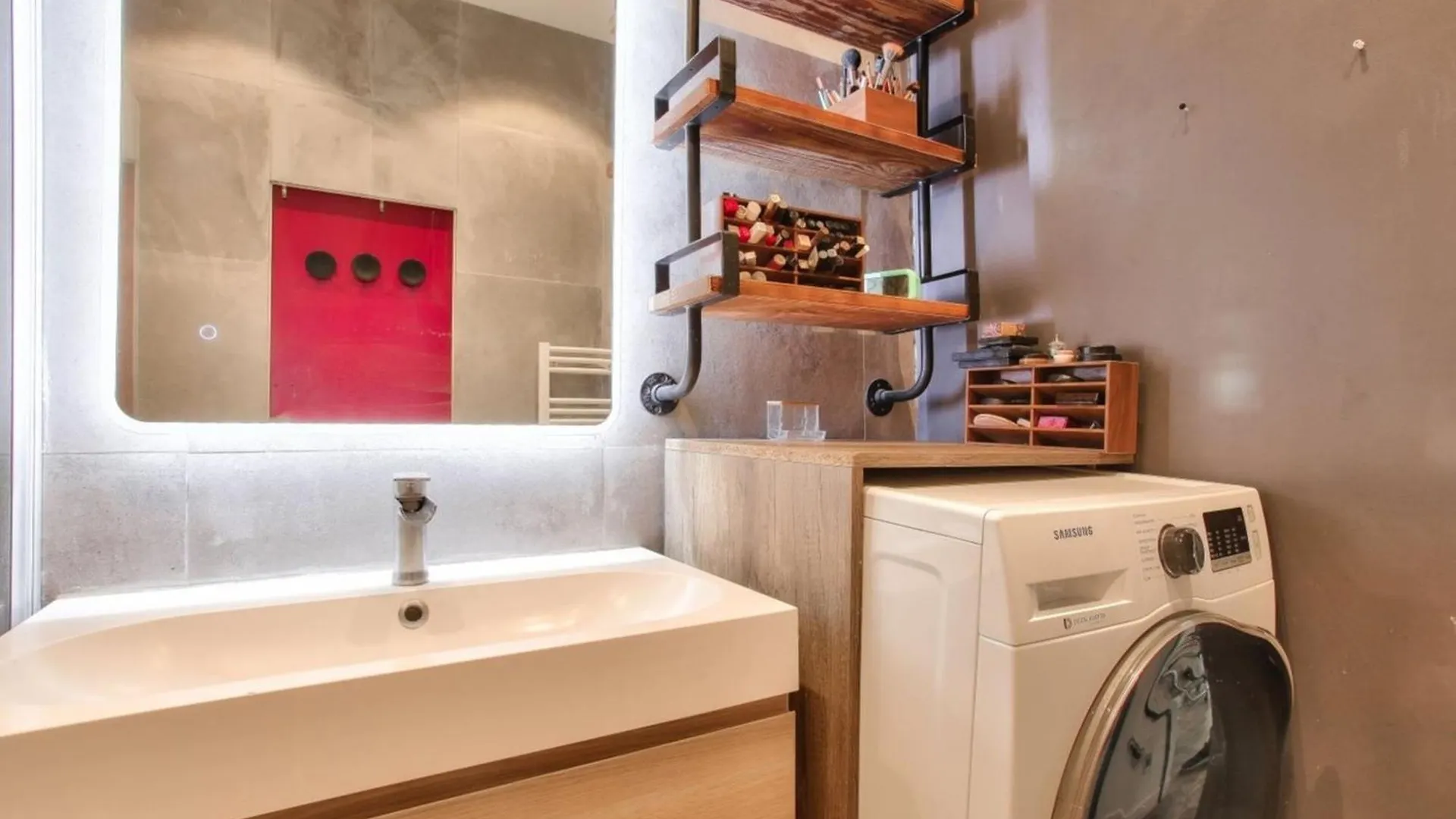 Spacious Apartment Of 100 M In Souplex Paris