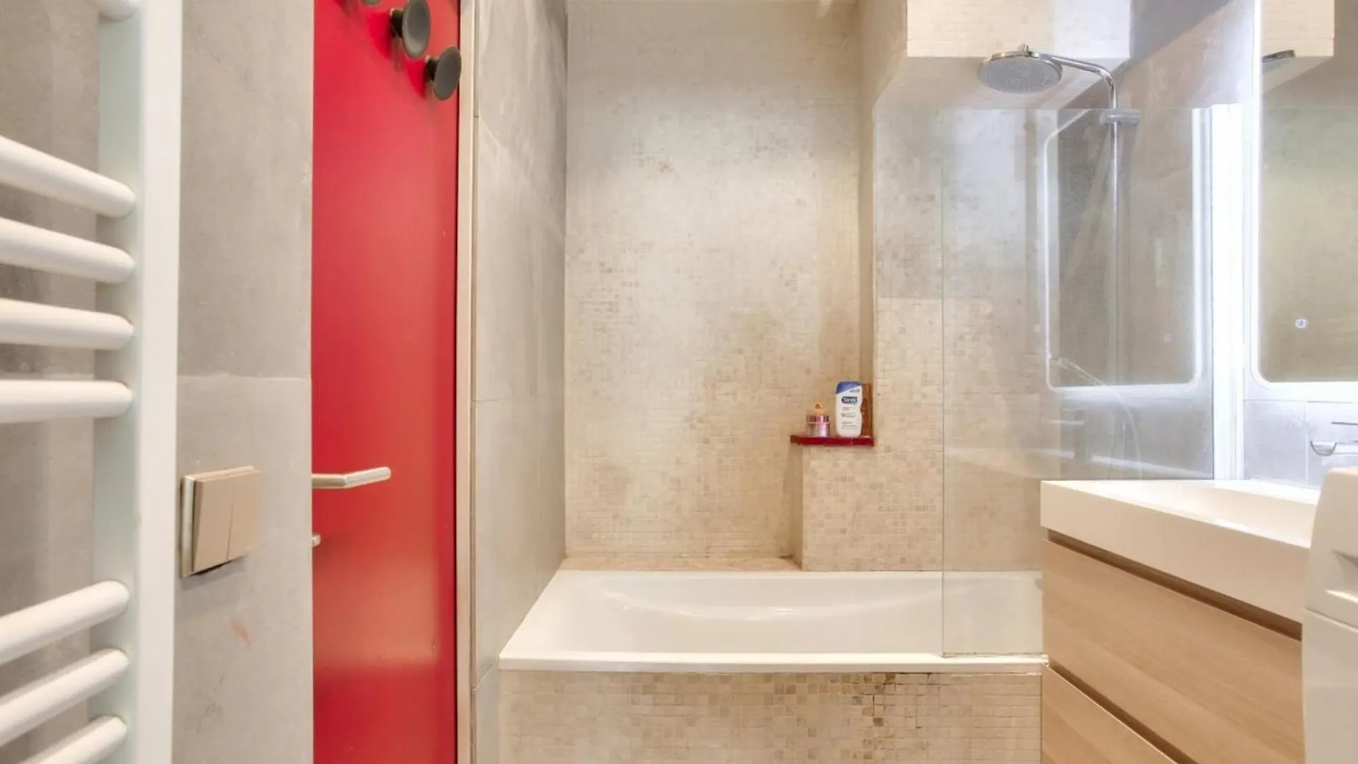 Spacious Apartment Of 100 M In Souplex Paris France